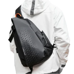 Travelling backpack with anti-theft features